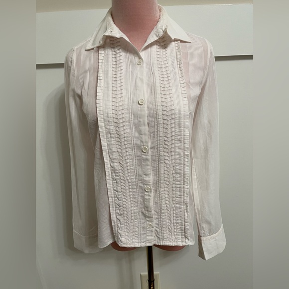 Chloe Victorian Style Pleated Front Button-Down Blouse Size 4 - Picture 4 of 15
